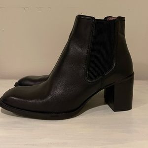 Zara Black Chelsea boots